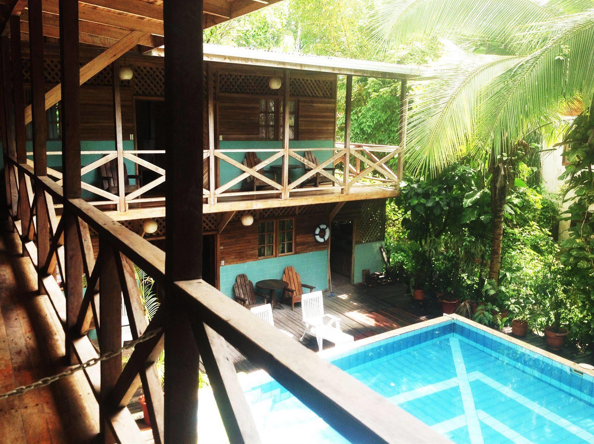 Lizard King Hotel & Suites Puerto Viejo de Talamanca Eksteriør bilde